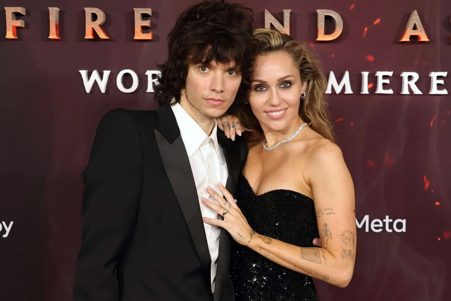 Miley Cyrus Engaged to Musician Maxx Morando - SSBCrack News