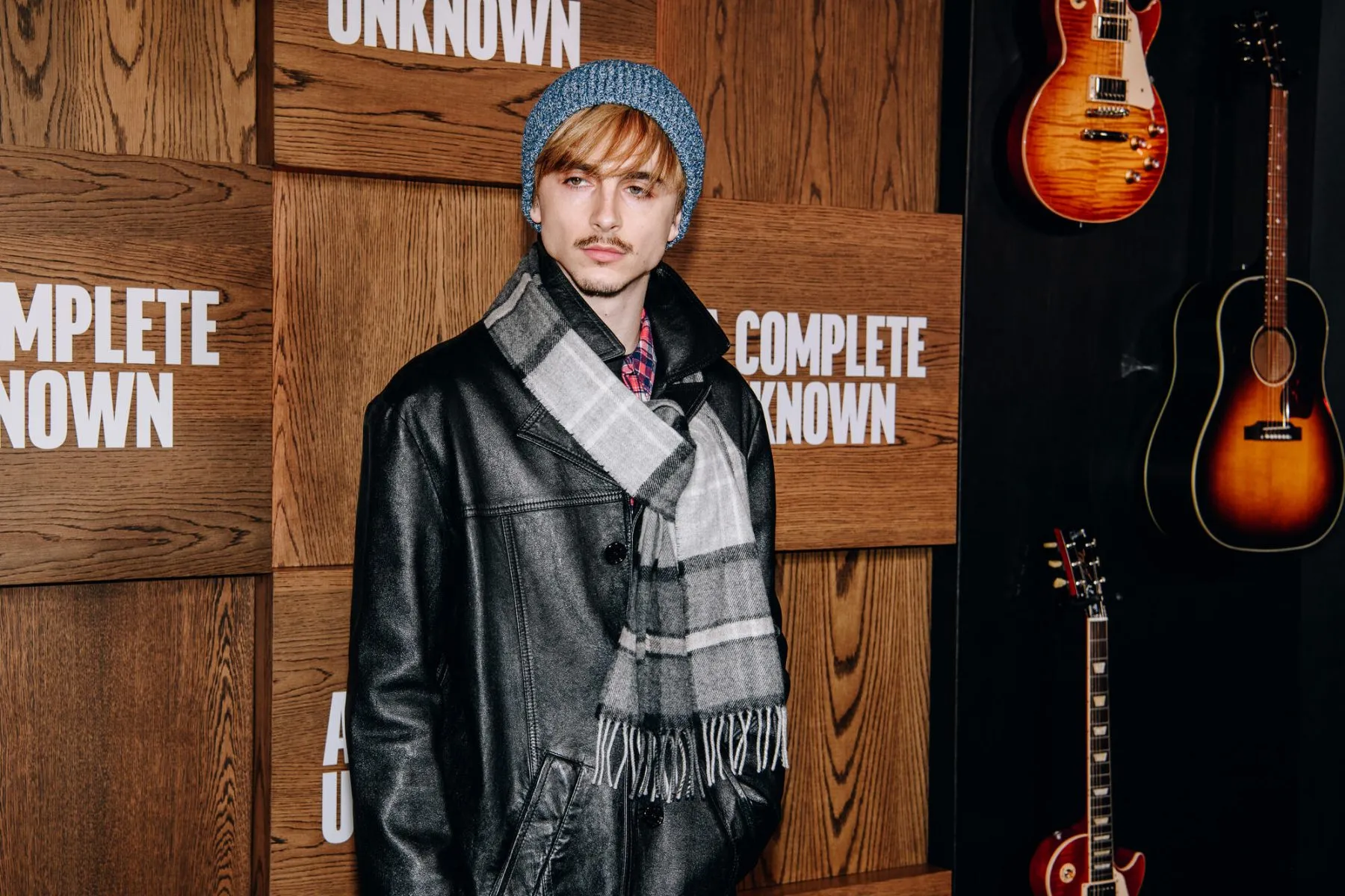 Timoth&eacute;e Chalamet Spent '6 Figures' to Perform Dylan Rarities on 'SNL'