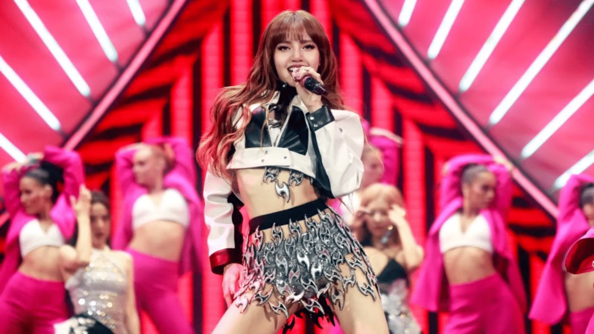 Coachella 2025: BLACKPINK's Lisa to perform solo at the mega event? Here's  what the latest leak suggests