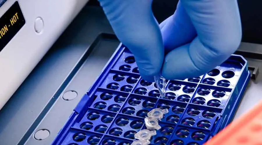 Microplate