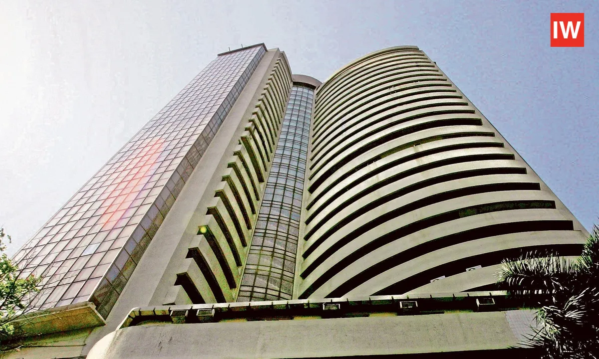 Sensex,-Nifty-Gain-as-Auto,-Metal,-Realty-Lead-Rally