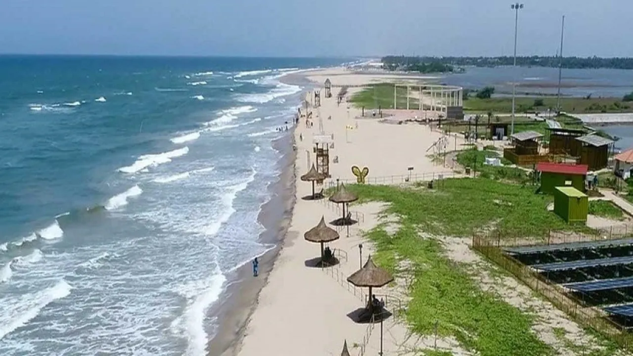 Eden Beach 