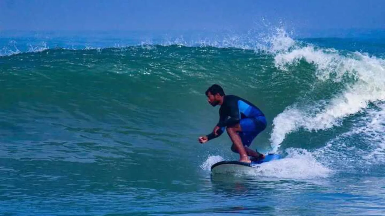 Kayak Boy Surf Club