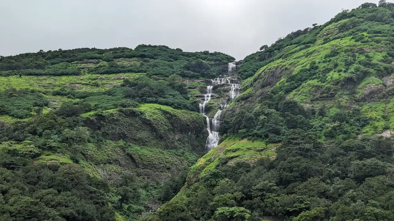 7 bhandardara waterfall