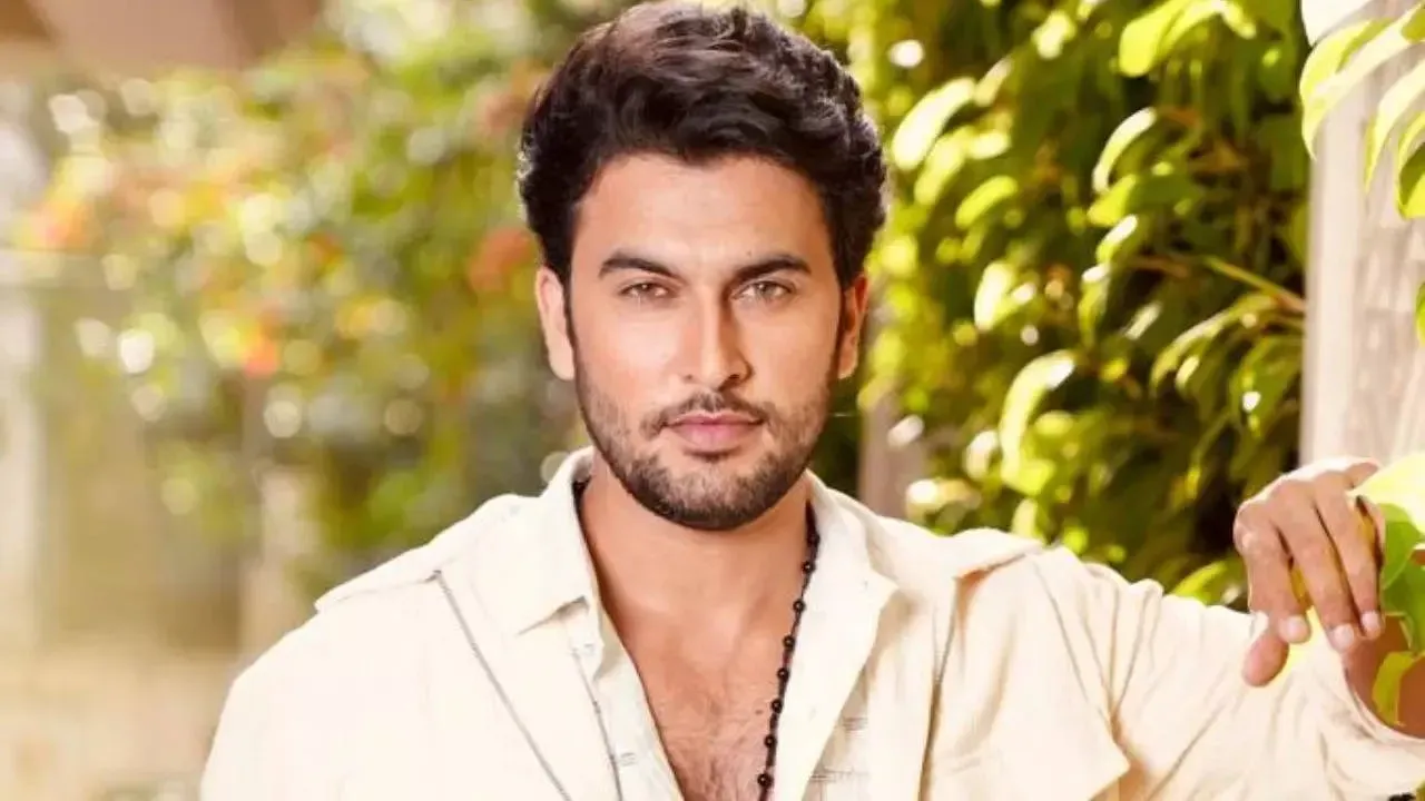 NAVNEET MALIK TALKS ABOUT HIS ROLE IN THE BHOOTNI