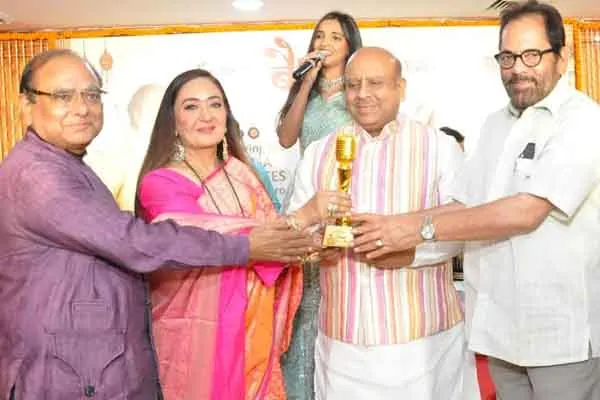 A Soulful Evening of Music and Tribute Baithak Honours Padma Awardees in New Delhi
