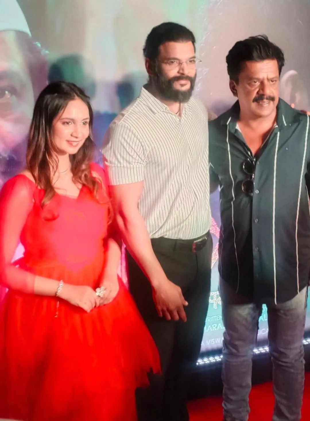  Majhi Prarthana-- Super-actor Upendra Limaye with director-actor Padmaraj R . Nair and heroine Anusha