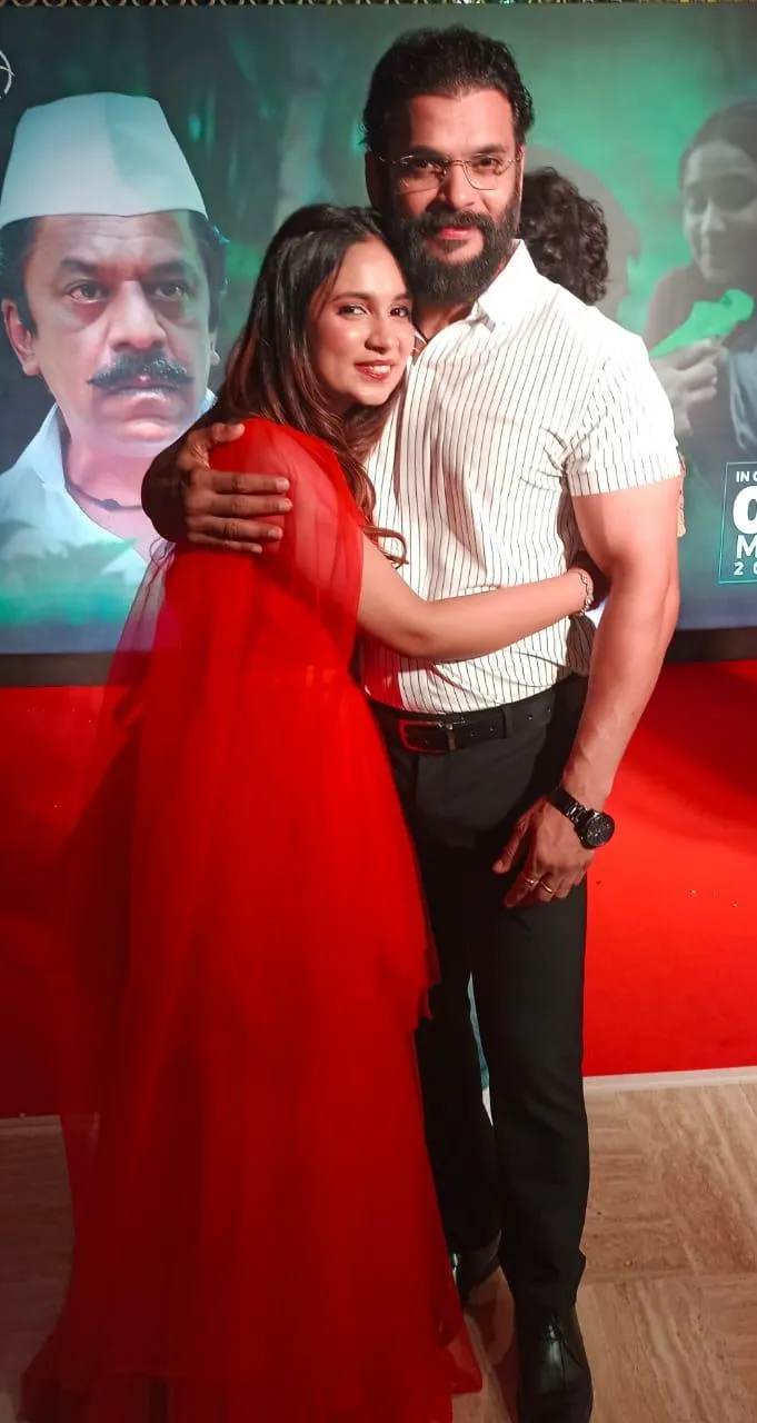 Majhi Prarthana--director-actor Padmaraj R Nair  with heroine Anusha