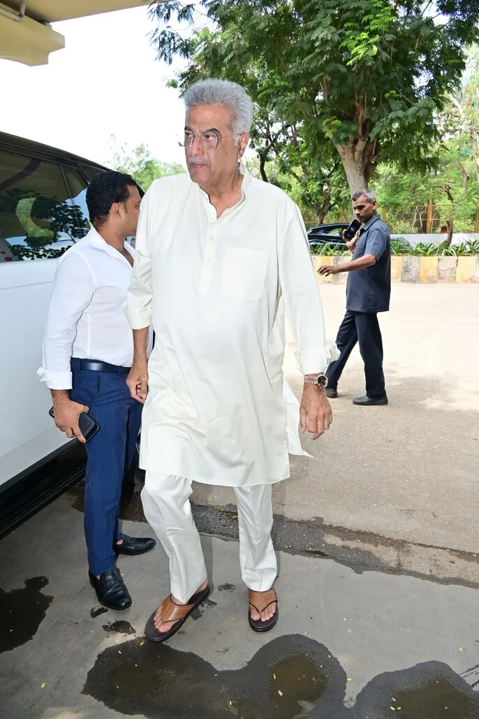 BONEY KAPOOR