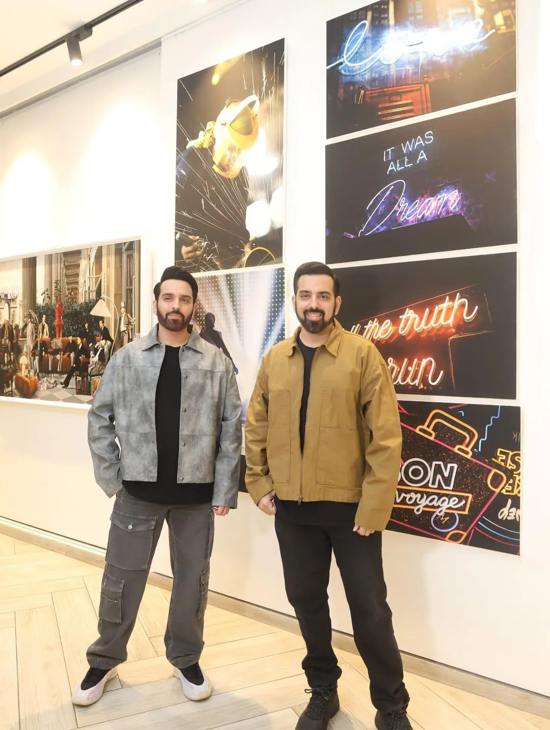 Co-hosts Luv Sinha and Kussh  Sinha at HoC- Art of Confluence show