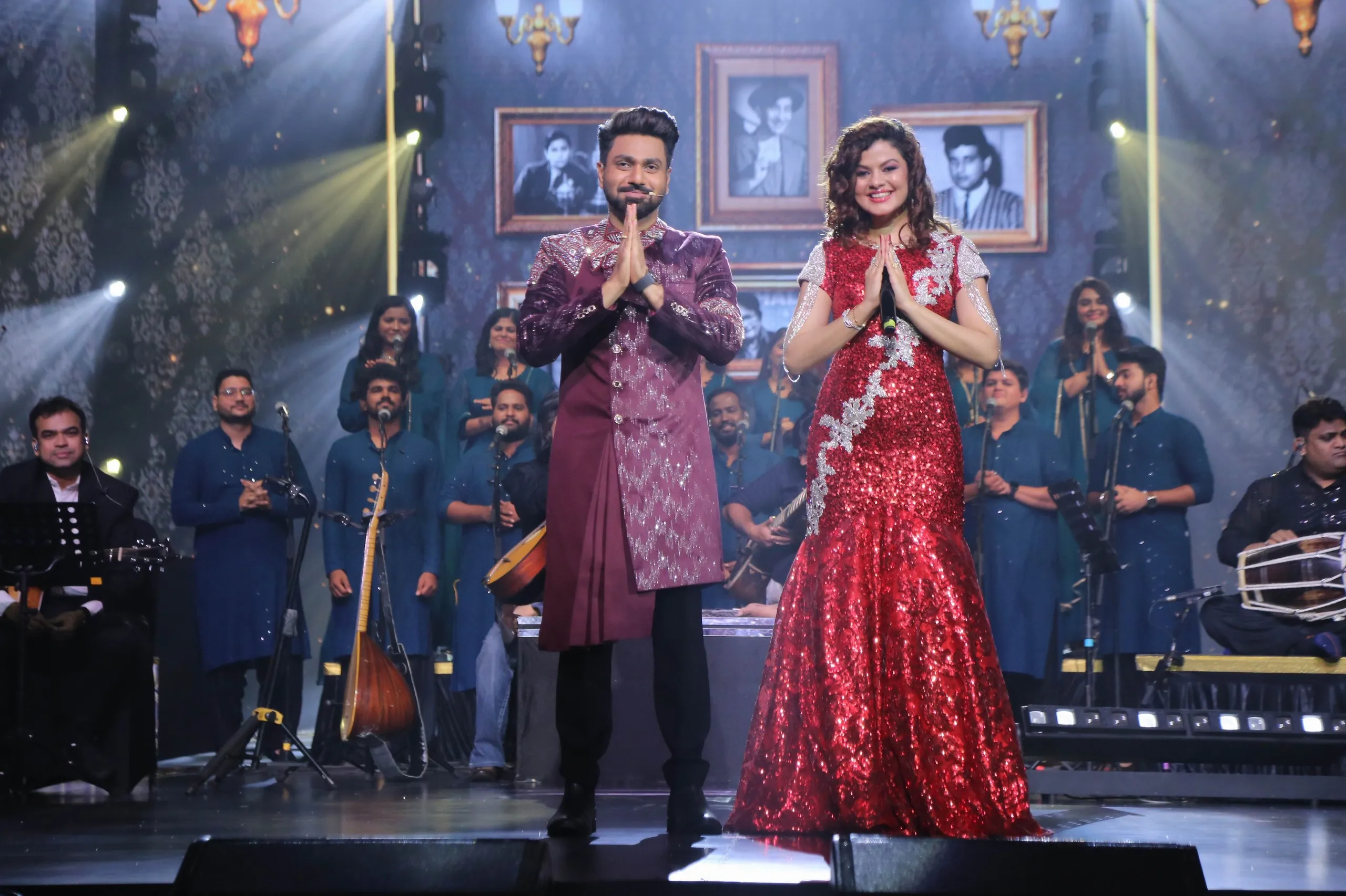 Mithoon Palak and 60 Musicians Create a Cinematic Moment at the 23rd Zee Cine Awards 2025