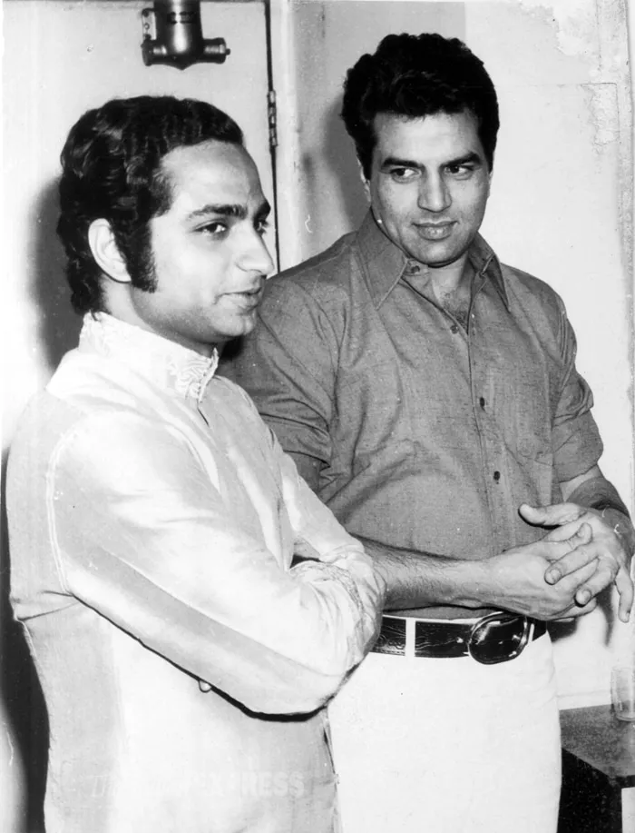 Veteran actor Dharmendra's unseen pics | Entertainment Gallery News - The  Indian Express