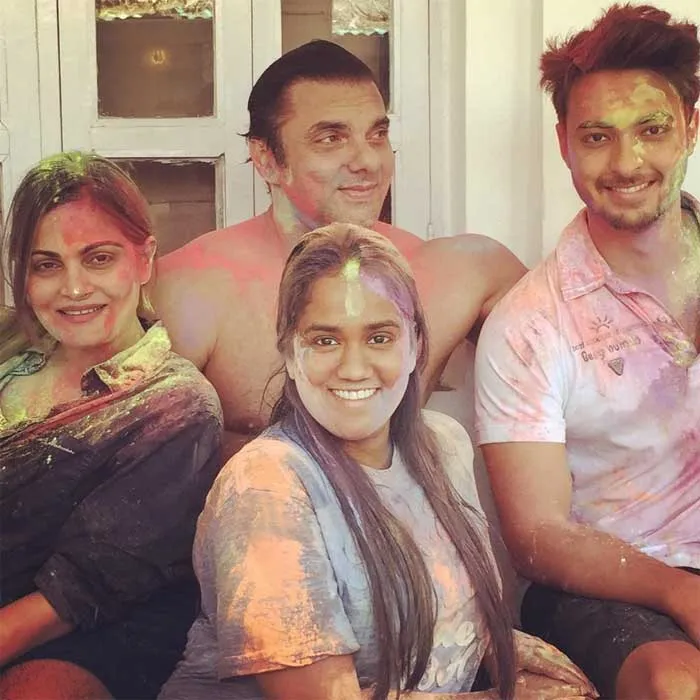 How Salman Khan's newly wedded sister Arpita celebrated her first Holi as  Mrs Aayush Sharma | Entertainment Gallery News - The Indian Express