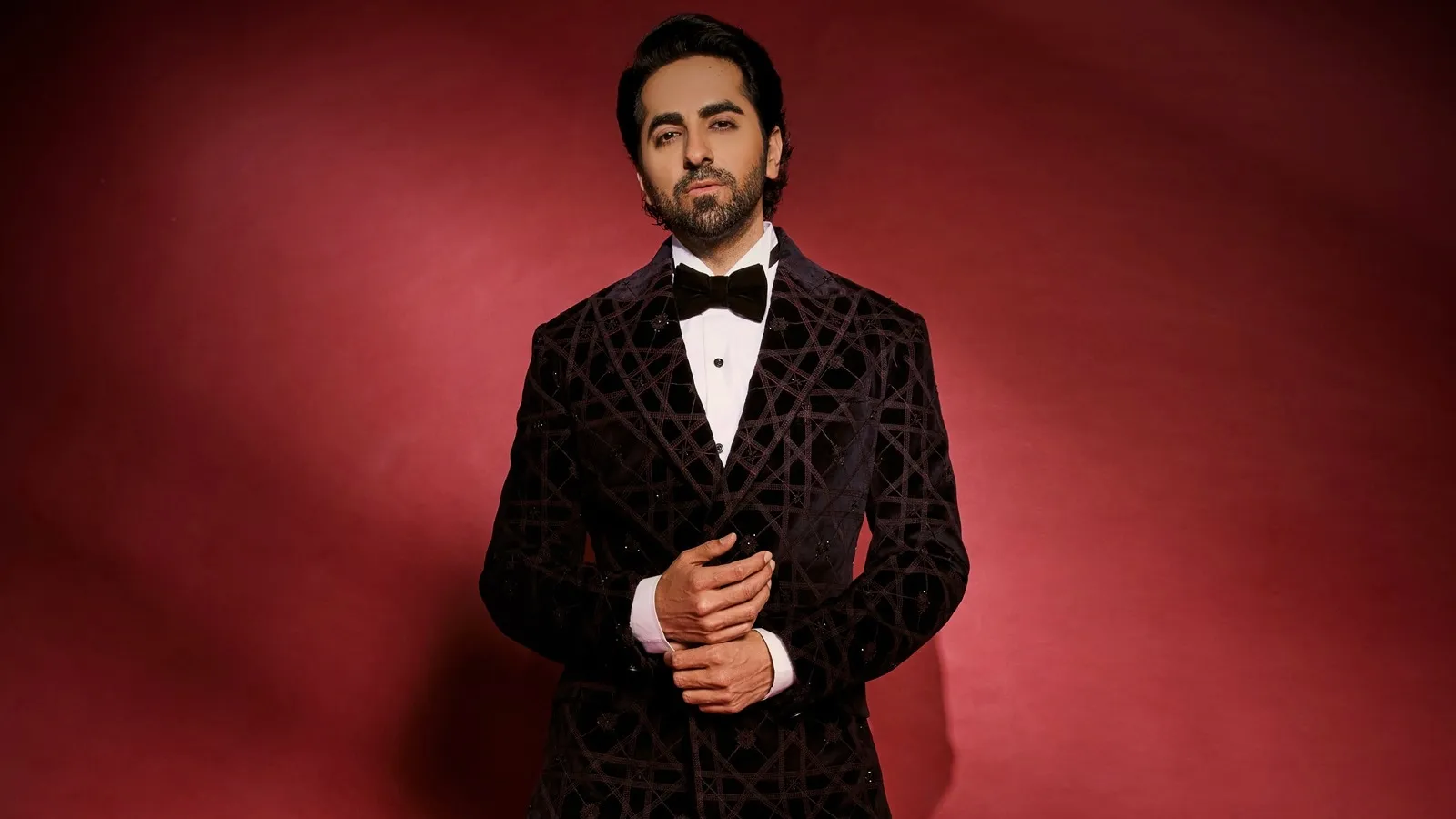 Ayushmann Khurrana: 'I have managed to circle myself with family and  friends who insulate me from the world of glitz and glamour' | Life-style  News - The Indian Express