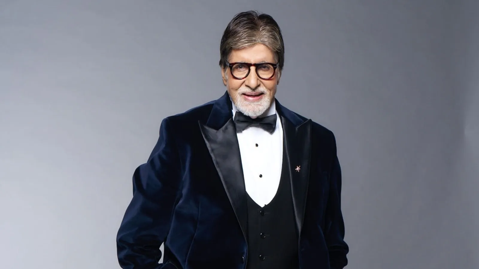  Amitabh Bachchan