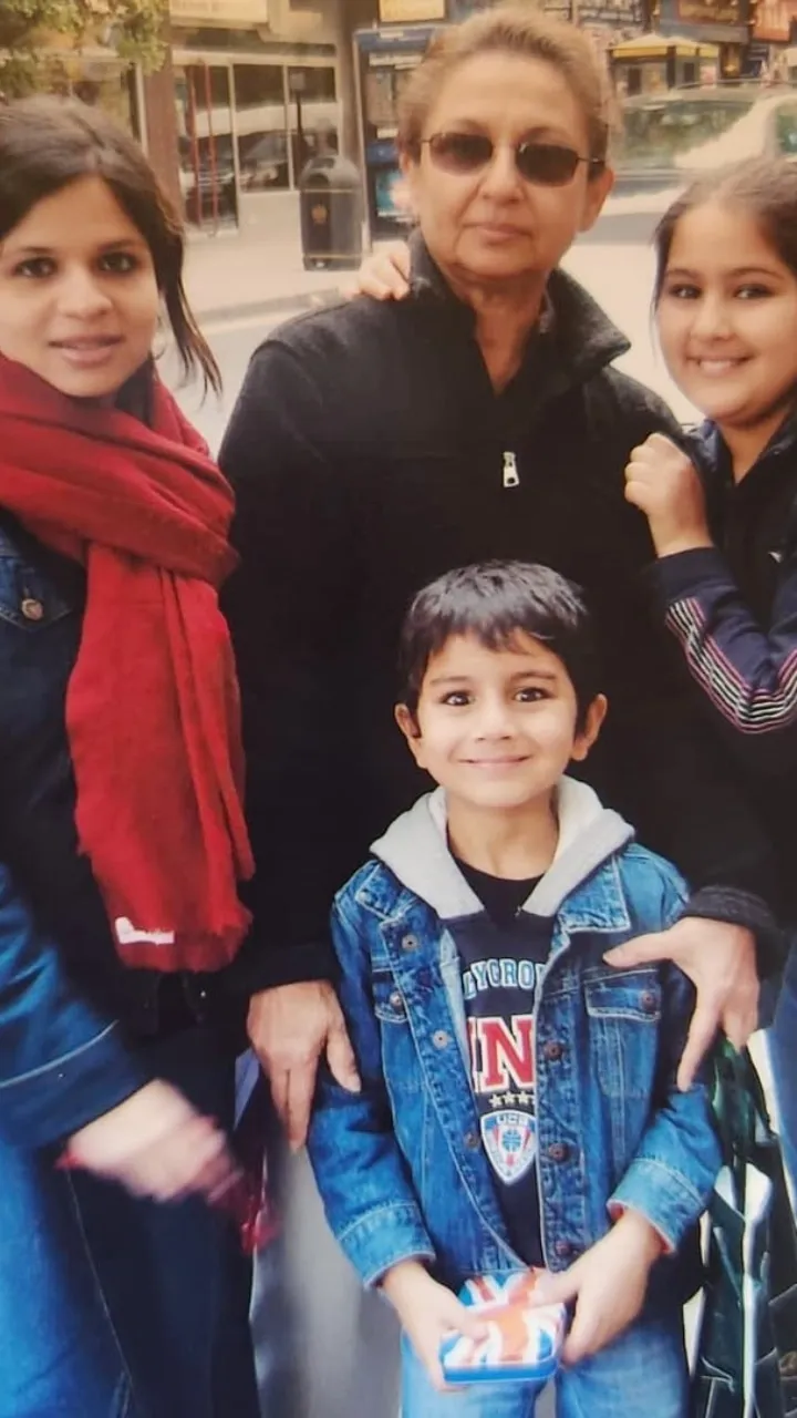 Saba Pataudi drops unseen Sara Ali Khan-Ibrahim Ali Khan childhood photos