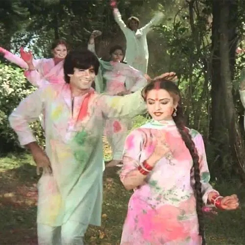 Happy holi! Retro Bollywood!! The legendary Amitabh and Rekha in Silsila,  this lady looks hot covered in paint and we have to say she looks even  better now style star! #rekha #holi #