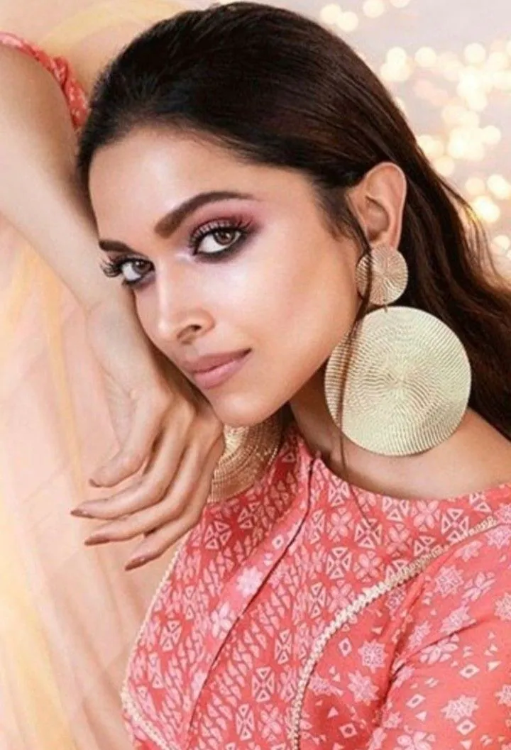  Deepika