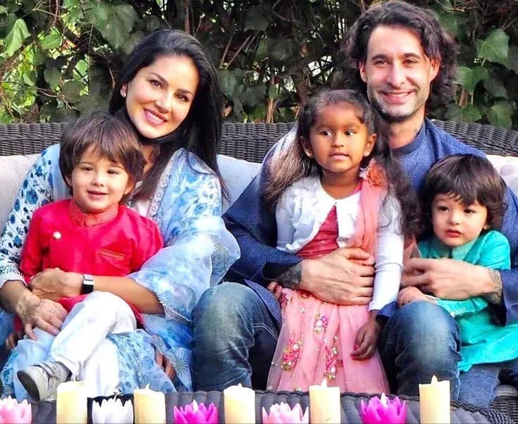 Sunny Leone with her family