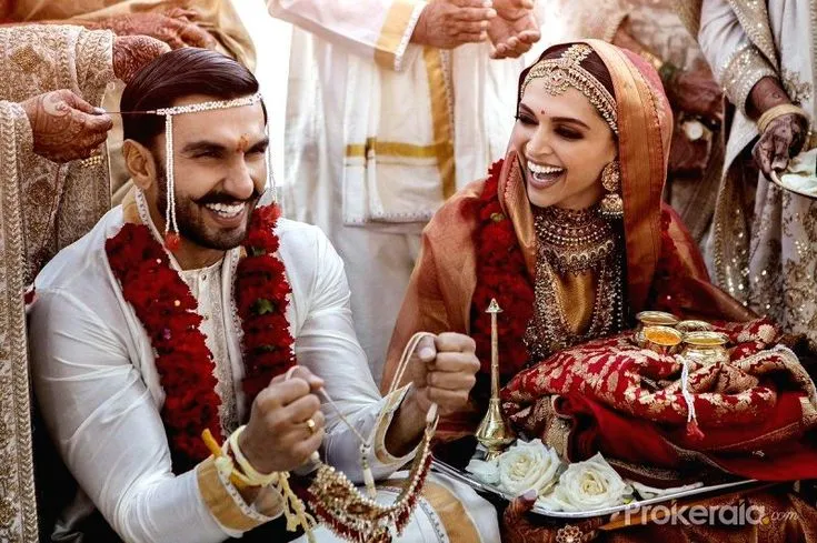 Deepika Padukone, Ranveer Singh's first wedding pics