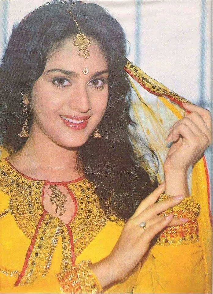 Meenakshi Seshadri 