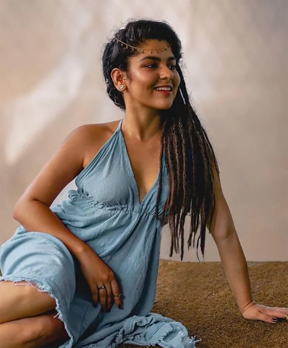 nidhi bhanushali