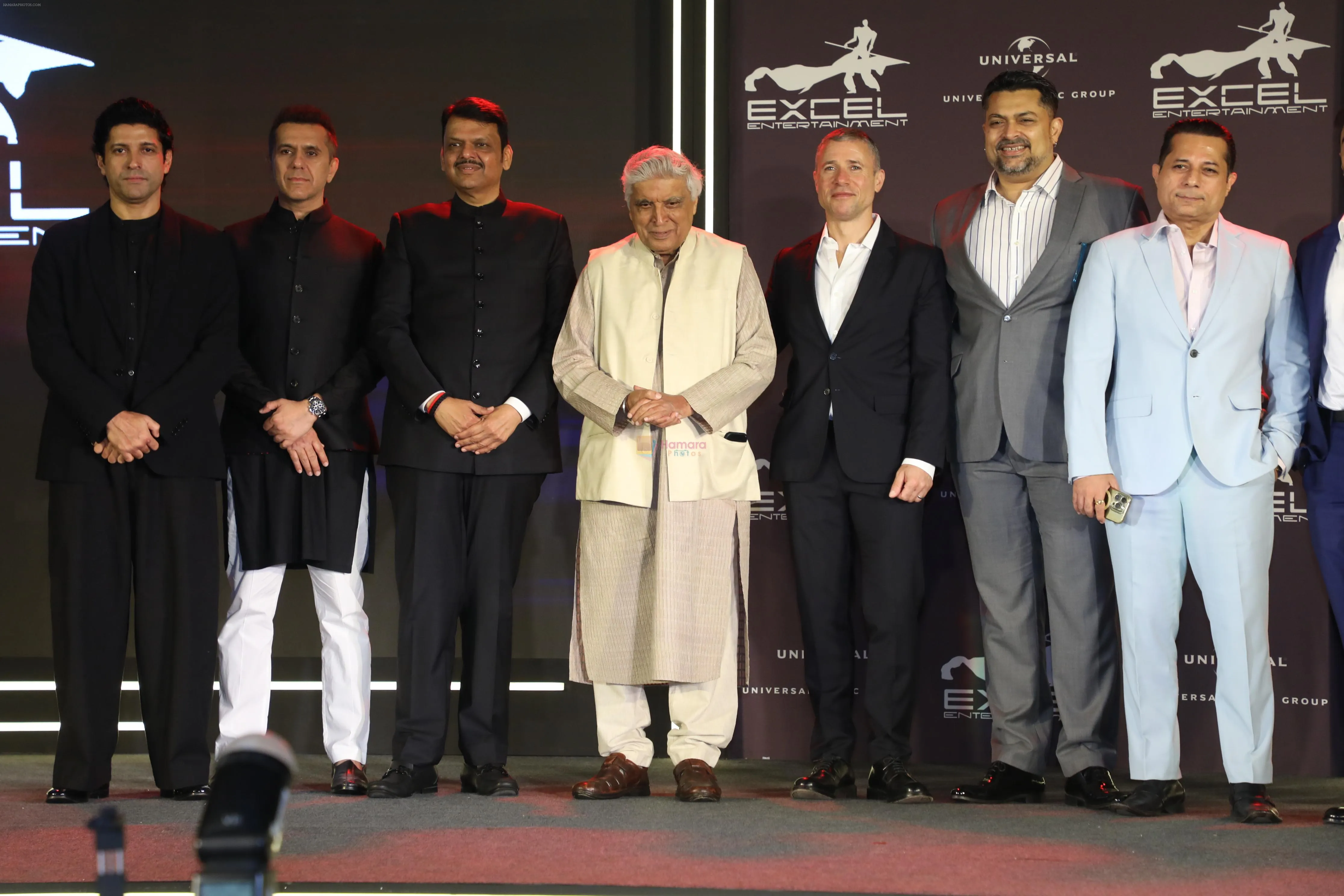 Farhan Akhtar, Ritesh Sidhwani, Devendra Fadnavis, Javed Akhtar, Adam  Granite, Devraj Sanyal, Kassim Jagmagia at Excel Entertainment and Universal  Music Group collaboration event / Kassim Jagmagia - Bollywood Photos