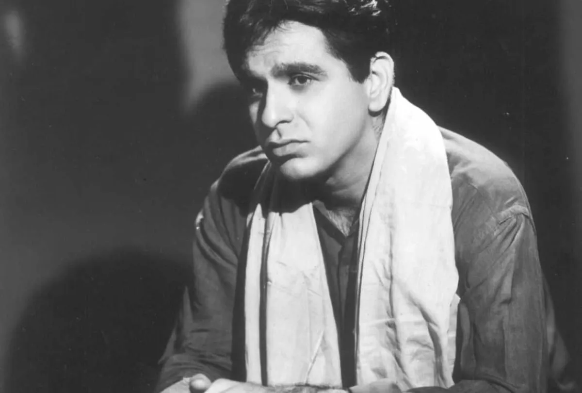Know About The Incident When Dilip Kumar Was In Jail Got The Name  Gandhiwala - Entertainment News: Amar Ujala - किस्सा:जब दिलीप साहब ने जेल  में बिताए पूरे 24 घंटे, लोग कहने
