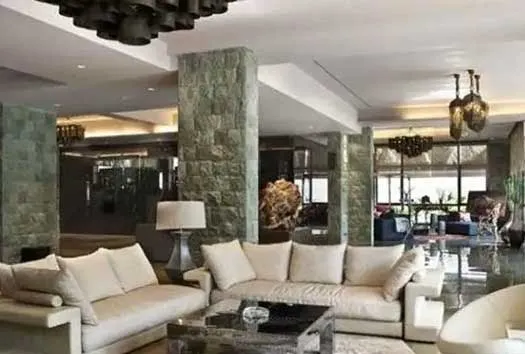 Living Room in shilpa shetty house