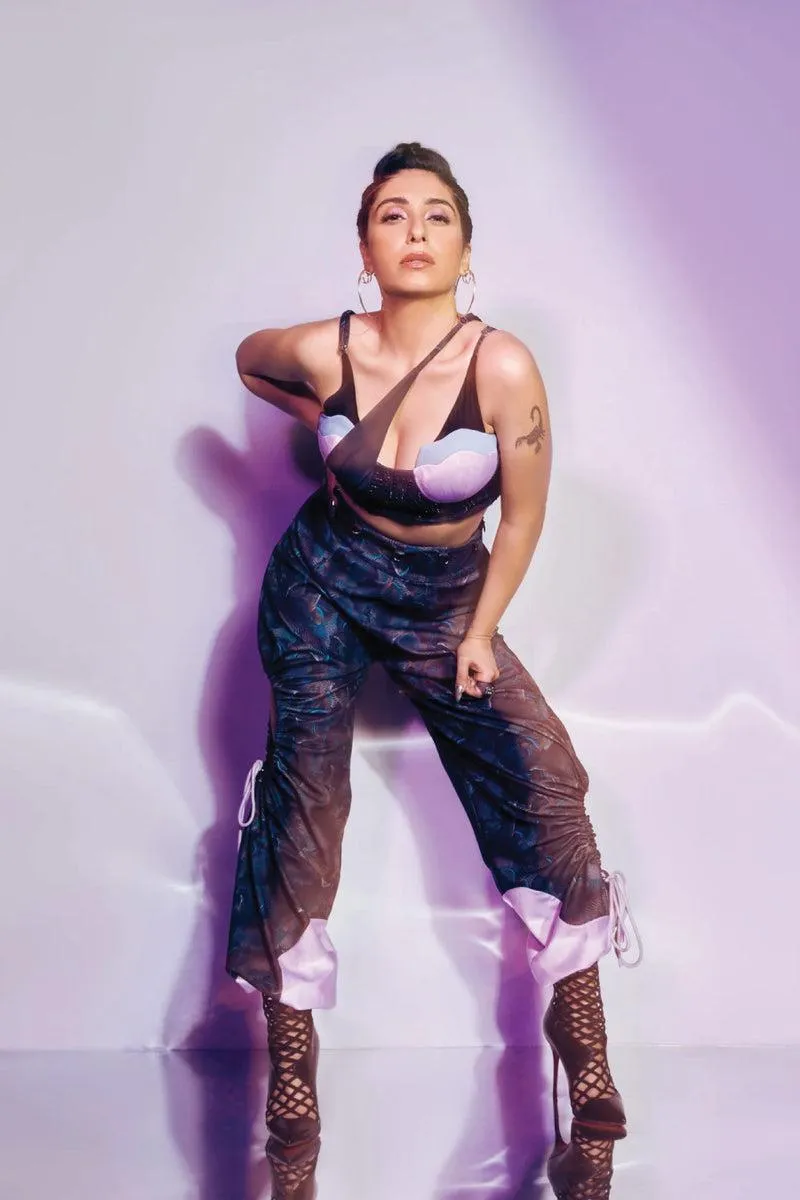 Neha Bhasin 