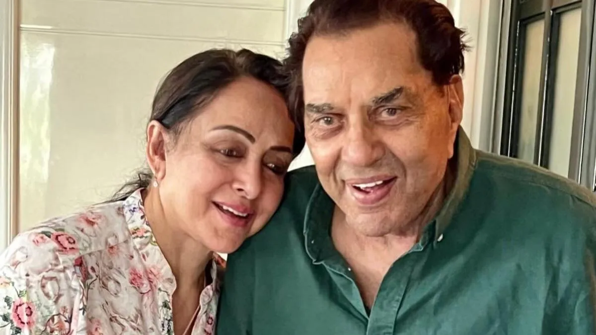  Hema Malini and Dharmendra 