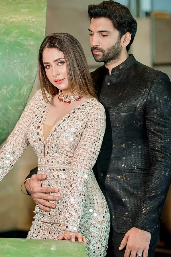 Malvika Raaj-Pranav Bagga 