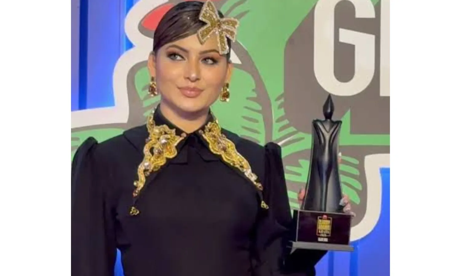 Urvashi Rautela Crowned Global Fashion Icon 2025, Dazzles in ₹7 Crore Gold  Couture