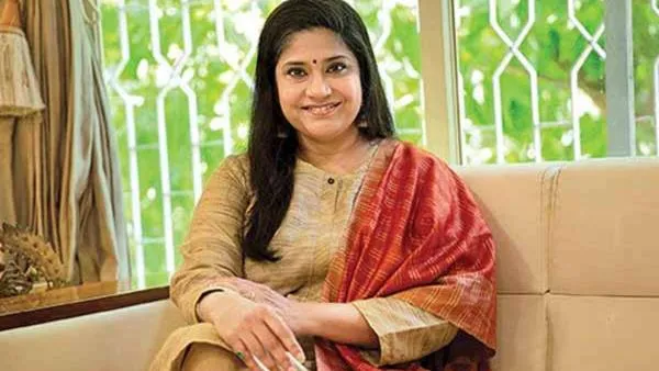 Renuka Shahane