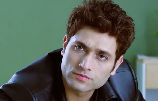 शाइनी आहूजा 