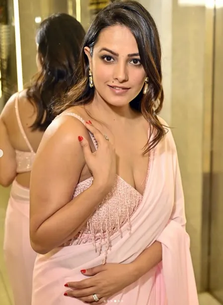 Here's why Anita Hassanandani cannot lose 'a few kilos'