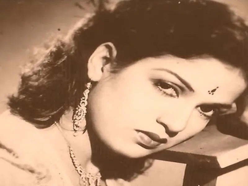 कॉमिक ट्रेजडी' से इंडस्ट्री का हिस्सा बनीं 'नीचा नगर' की 'रूपा', ख्याल में  भी नहीं था 'अभिनय'