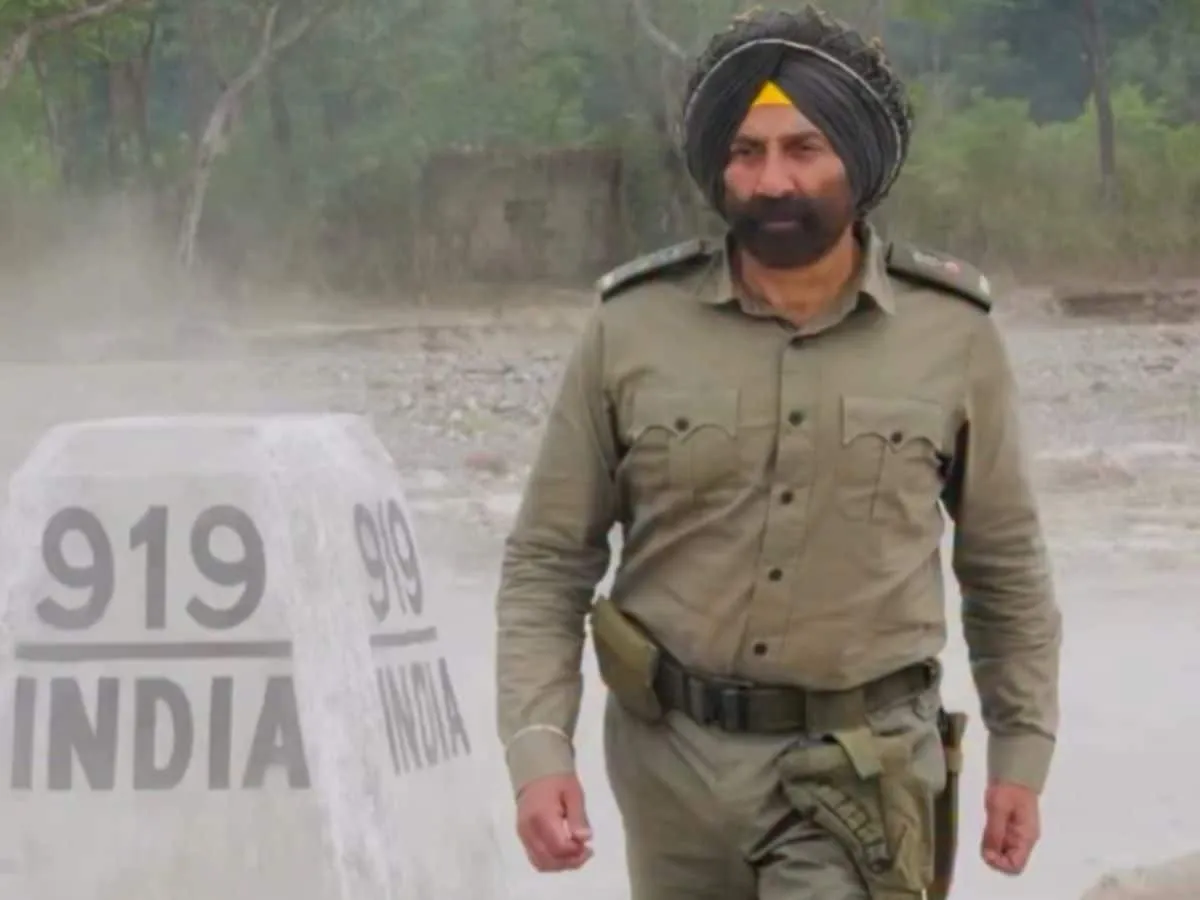 सनी देओल ने 'बॉर्डर 2' की शूटिंग पूरी की, वरुण और अहान भी अहम भूमिकाओं में.  - News18 हिंदी