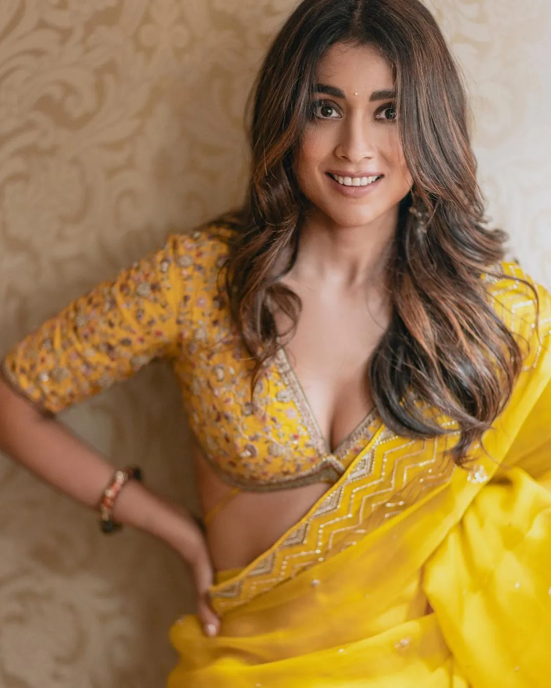 shriya saran