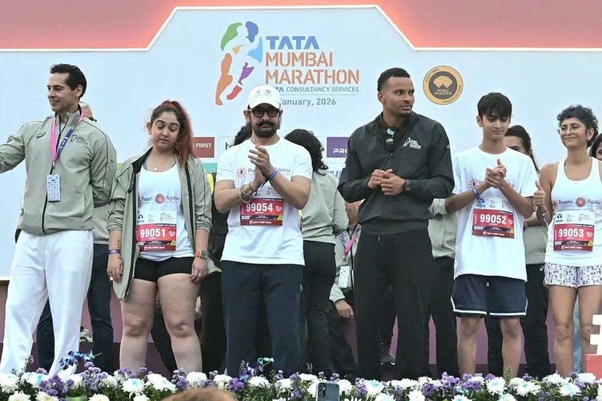 Aamir Khan, Kiran Rao And Children Join Tata Mumbai Marathon For A Cause |  Bollywood News - News18