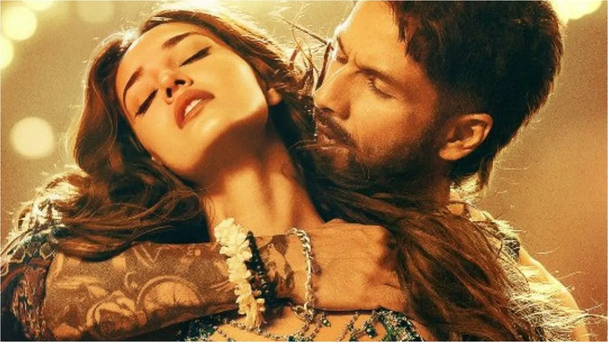 O'Romeo Song Aashiqon Ki Colony Teaser OUT: Disha Patani, Shahid Kapoor  Channel 90s Energy In Dance Number | Bollywood News - News18