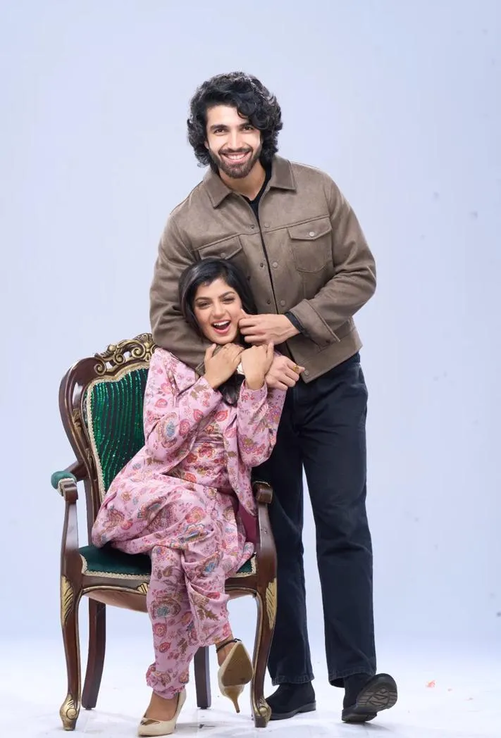 Jaane Anjaane Hum Mile (TV Series 2024&ndash; ) - IMDb