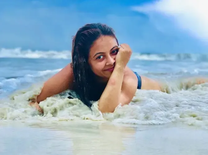 Saath Nibhana Saathiya fame Devoleena 
