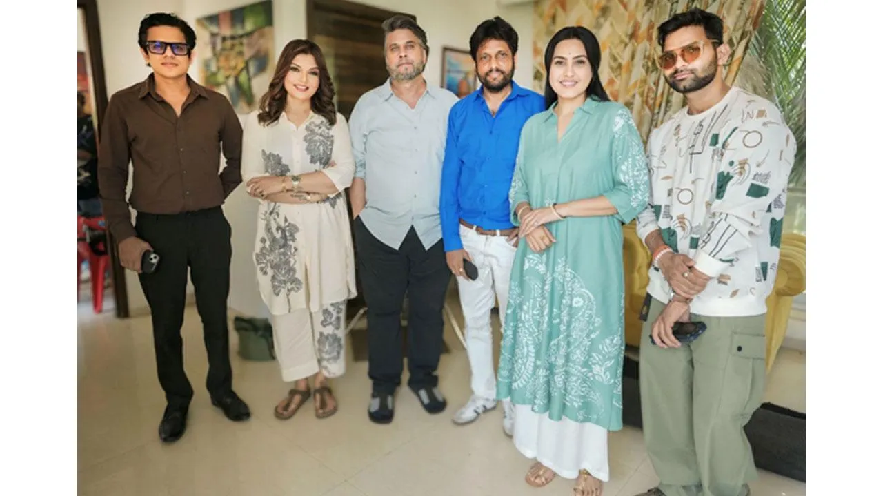 Samar K Mukherjee Deepshikha Nagpal Kamya Punjabi Manoj Kumar Sharma Suraj  Singh Mas New Film Brings Menopause to the Big Screen