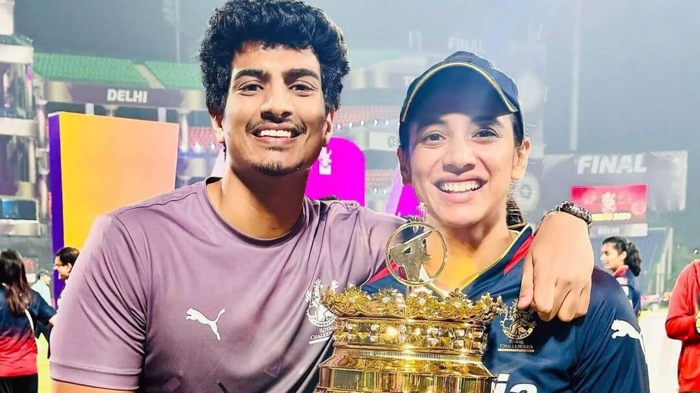 Who is Smriti Mandhana's fiancé