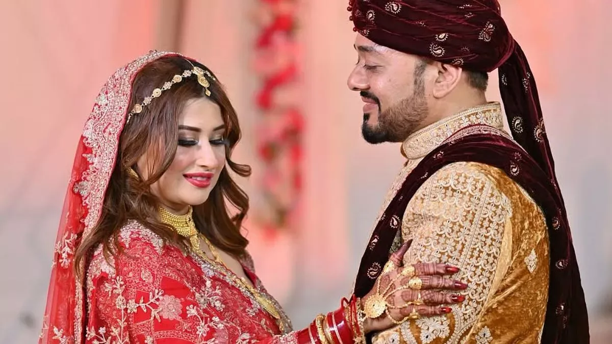 saba khan wedding