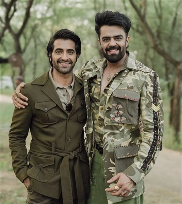 Akshay Oberoi on Maniesh Paul