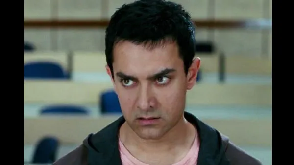 Aamir Khan Was Skeptical About Doing 3 Idiots As He Thought People Would  Laugh At Him - Filmibeat