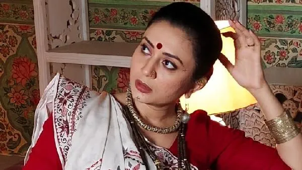 Pushpa Impossible Today Episode: Kadambari gets upset seeing Deepti and  Titli's growing bond and decides to leave the chawl - Filmibeat