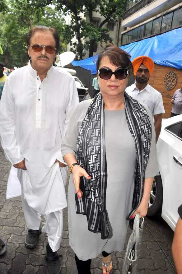When Sanjay Khan's Wife, Zarine 